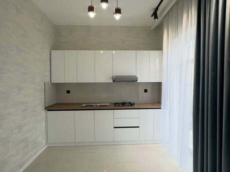 4 otaqlı həyət evi/bağ evi - Şüvəlan q. - 130 m²