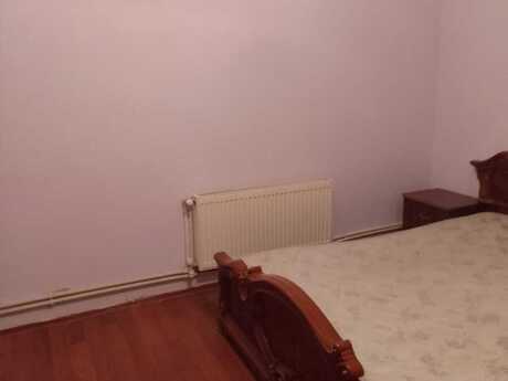 6 otaqlı həyət evi/bağ evi - Binəqədi q. - 310 m²
