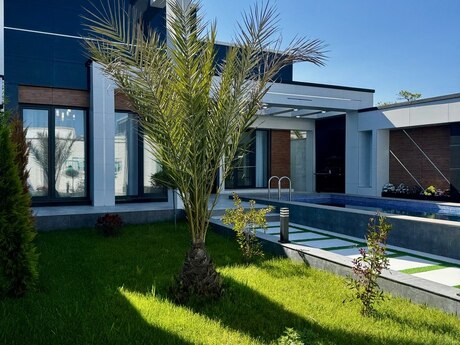 4 otaqlı həyət evi/bağ evi - Şüvəlan q. - 180 m²