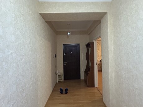 2 otaqlı yeni tikili - İnşaatçılar m. - 96 m²
