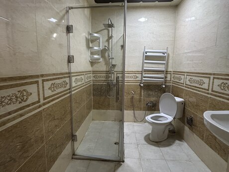 2 otaqlı yeni tikili - İnşaatçılar m. - 96 m²
