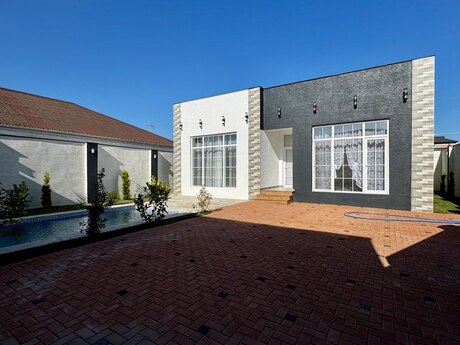 4 otaqlı həyət evi/bağ evi - Şüvəlan q. - 140 m²