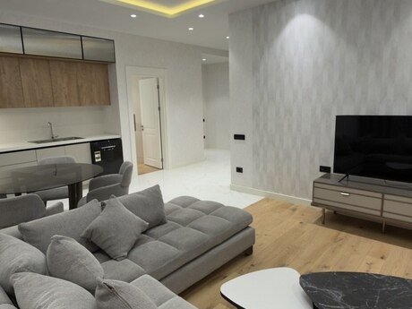 3 otaqlı yeni tikili - Ağ şəhər q. - 120 m²