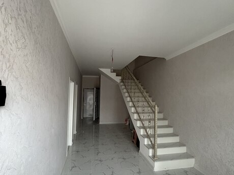 4 otaqlı həyət evi/bağ evi - Masazır q. - 125 m²