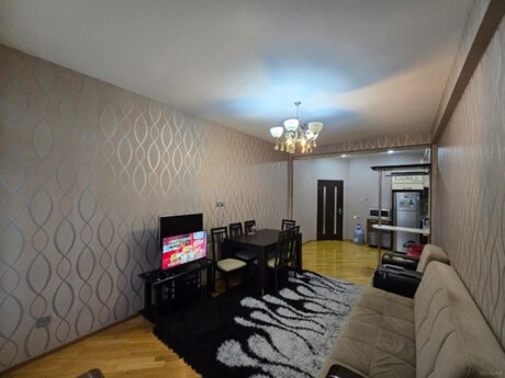 3 otaqlı yeni tikili - Şah İsmayıl Xətai m. - 105 m²