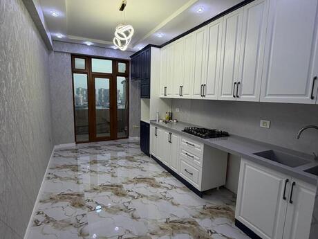 4 otaqlı yeni tikili - 20 Yanvar m. - 129 m²