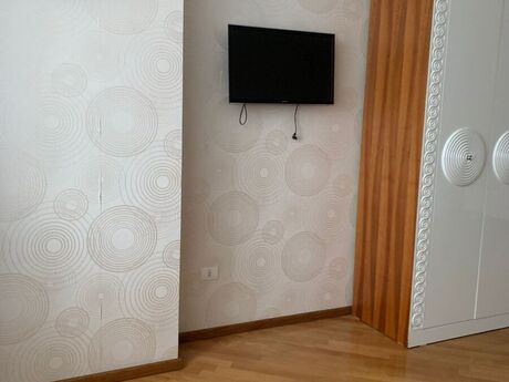 4 otaqlı yeni tikili - Nizami m. - 150 m²