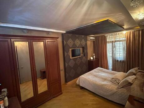 3 otaqlı köhnə tikili - Memar Əcəmi m. - 90 m²