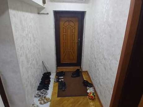 3 otaqlı köhnə tikili - Neftçilər m. - 70 m²