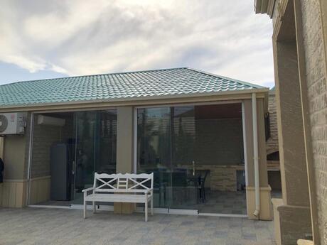 5 otaqlı həyət evi/bağ evi - Mərdəkan q. - 250 m²