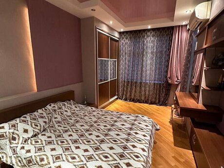 3 otaqlı yeni tikili - Nizami m. - 130 m²