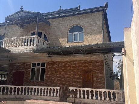 9-комн. дом/дача - пос. Бакиханова - 700 м²