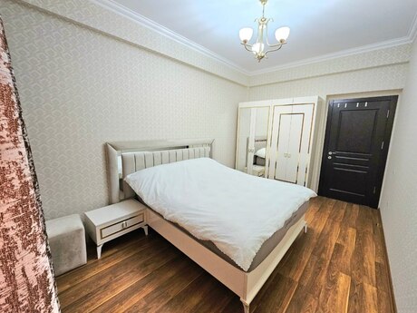 2 otaqlı yeni tikili - 20 Yanvar m. - 80 m²