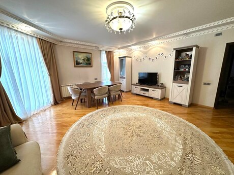 4 otaqlı yeni tikili - Nəriman Nərimanov m. - 155 m²
