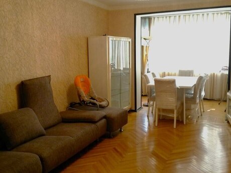 2 otaqlı köhnə tikili - Nəsimi r. - 60 m²
