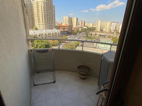 3 otaqlı yeni tikili - İnşaatçılar m. - 170 m²