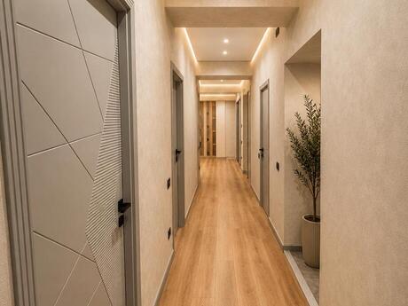 4 otaqlı yeni tikili - Biləcəri q. - 183 m²