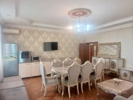 3 otaqlı yeni tikili - İnşaatçılar m. - 110 m²