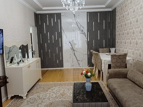 4 otaqlı həyət evi/bağ evi - Zabrat q. - 116 m²