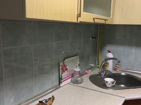 2 otaqlı köhnə tikili - Neftçilər m. - 50 m²