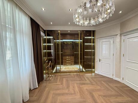 4 otaqlı yeni tikili - Şah İsmayıl Xətai m. - 205 m²