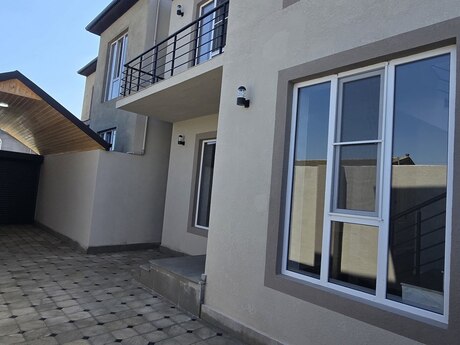4 otaqlı həyət evi/bağ evi - Binə q. - 140 m²