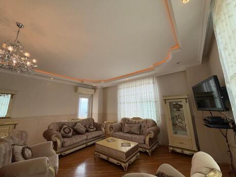 Elan №6111122 - Bakı, Nərimanov r., 4 otaqlı, 160 m², 12/17 mərtəbə