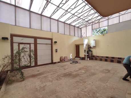 5 otaqlı həyət evi/bağ evi - Avtovağzal m. - 200 m²