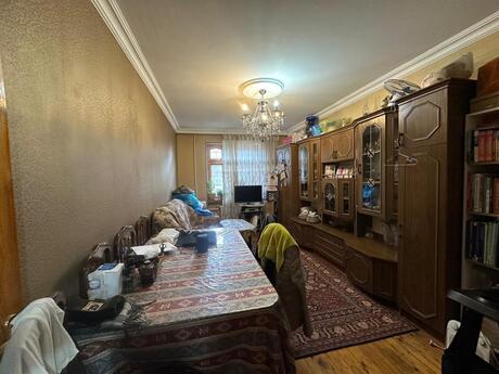 5 otaqlı köhnə tikili - Əhmədli q. - 120 m²