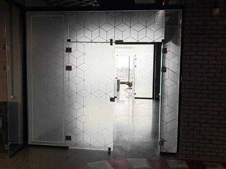 8 otaqlı ofis - Şah İsmayıl Xətai m. - 380 m²