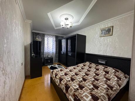 5 otaqlı köhnə tikili - Xalqlar Dostluğu m. - 120 m²