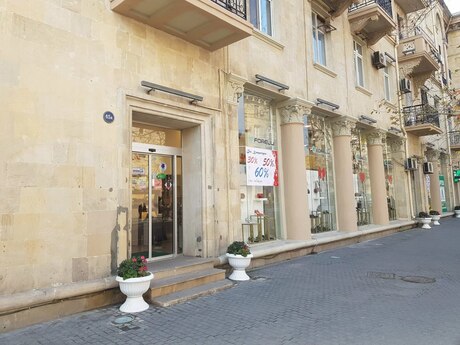 2 otaqlı köhnə tikili - İçəri Şəhər m. - 60 m²