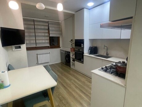4 otaqlı köhnə tikili - Sumqayıt - 92 m²