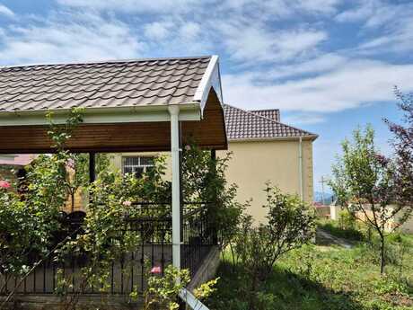 5 otaqlı həyət evi/bağ evi - Şamaxı - 160 m²