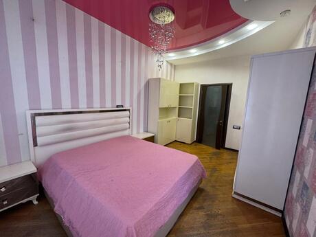 4 otaqlı yeni tikili - Elmlər Akademiyası m. - 200 m²