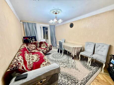2 otaqlı köhnə tikili - Neftçilər m. - 50 m²