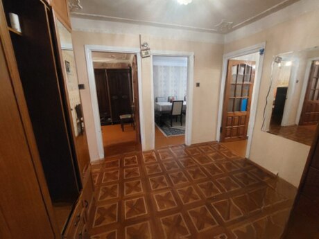 4 otaqlı köhnə tikili - Neftçilər m. - 75 m²