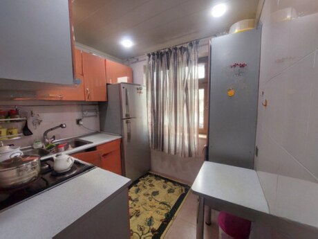 4 otaqlı köhnə tikili - Neftçilər m. - 75 m²