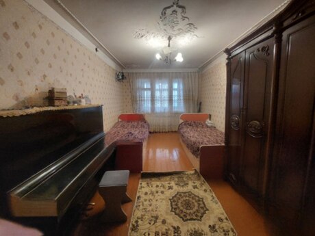 4 otaqlı köhnə tikili - Neftçilər m. - 75 m²
