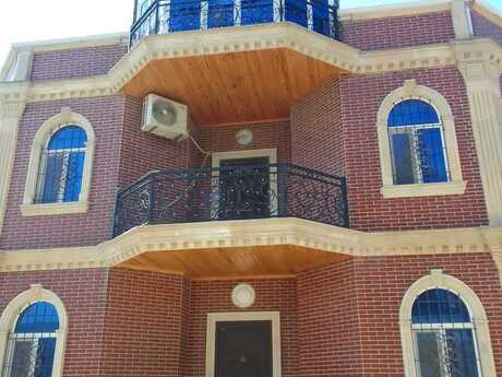 6 otaqlı həyət evi/bağ evi - Şağan q. - 160 m²