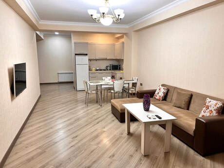 2 otaqlı yeni tikili - Şah İsmayıl Xətai m. - 79 m²