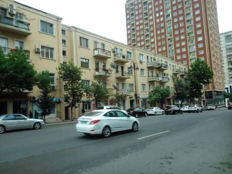 2 otaqlı köhnə tikili - 28 May m. - 55 m²