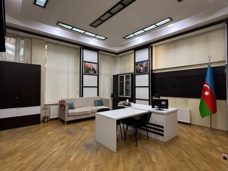 6 otaqlı ofis - İnşaatçılar m. - 220 m²