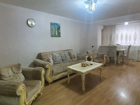 Elan №6111391 - Bakı, 20 Yanvar m., 3 otaqlı, 80 m², 2/5 mərtəbə