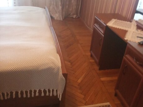 3 otaqlı köhnə tikili - Nərimanov r. - 80 m²