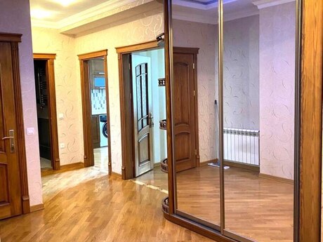 2 otaqlı yeni tikili - Bakıxanov q. - 100 m²