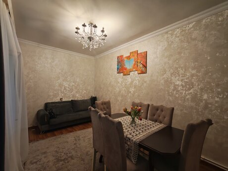 5 otaqlı həyət evi/bağ evi - Xırdalan - 130 m²