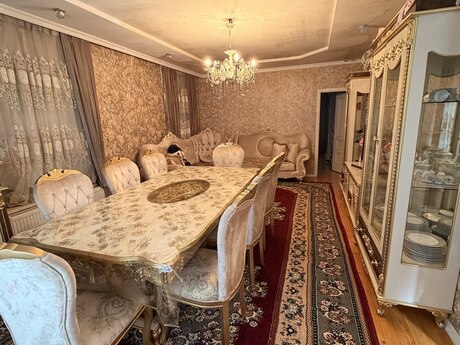 7-комн. дом/дача - пос. Бина - 245 м²