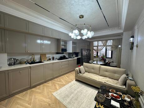 7-комнатная квартира, 220 м², Nəriman Nərimanov: 689 000 ₼ 5