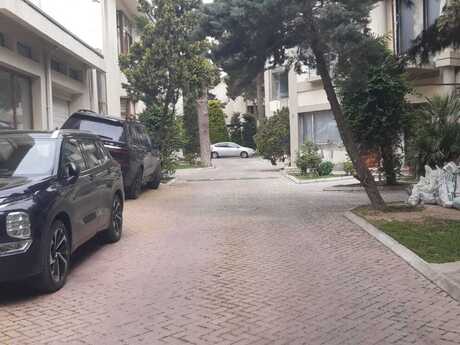 5 otaqlı həyət evi/bağ evi - 20 Yanvar m. - 303 m²